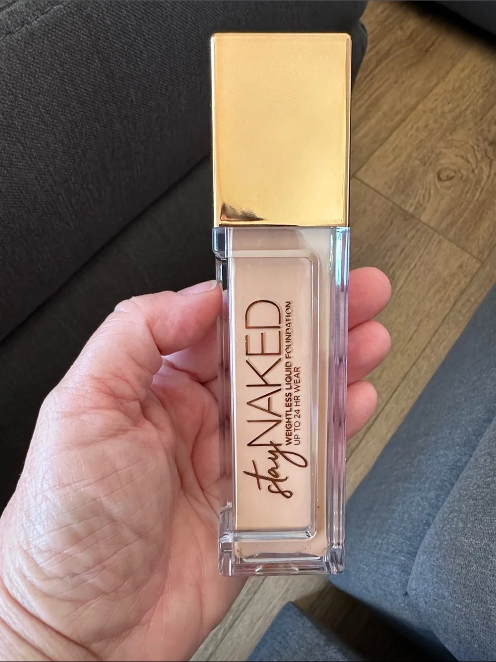 NIB Urban Decay Stay Naked Weightless Foundation 40CP